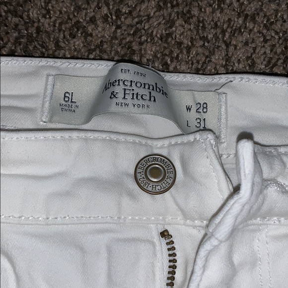 Abercrombie & Fitch Jeans - Picture 3 of 4
